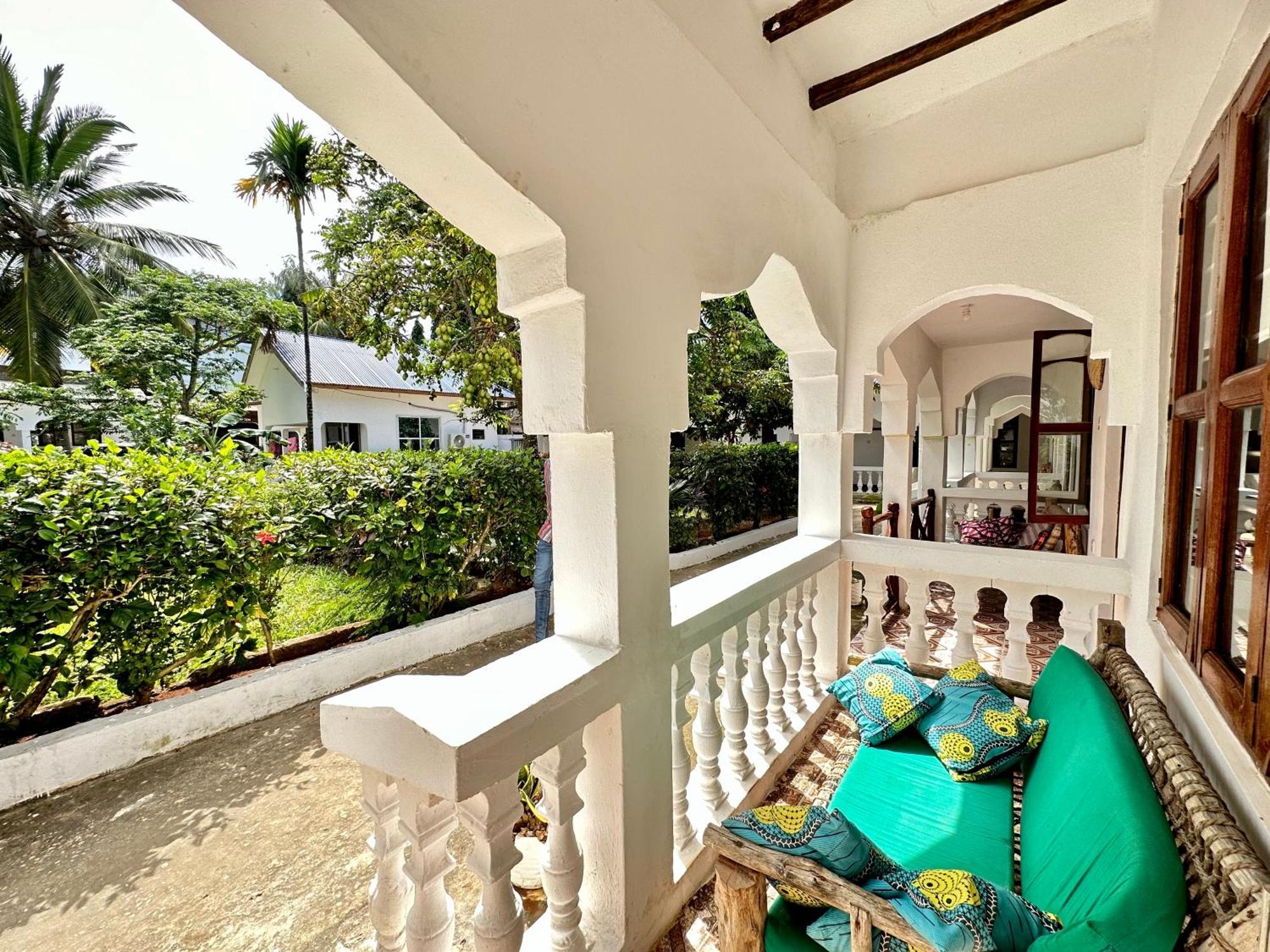 Kihori Nungwi Bed & Breakfast Exterior photo